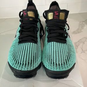 NIKE AIR VAPORMAX FLYKNIT 3 - 10.5 Men’s